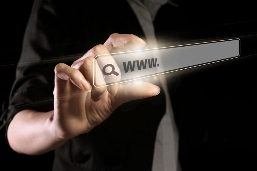 sites travail singapour